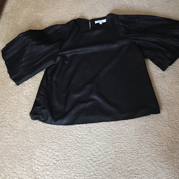 Moodie Elegant Black Top - Picture 1 of 4